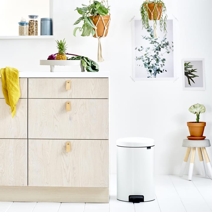 New Icon pedalspand 20 liter, white (hvid) Brabantia