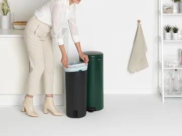 New Icon pedalspand 30 liter - Pine green - Brabantia