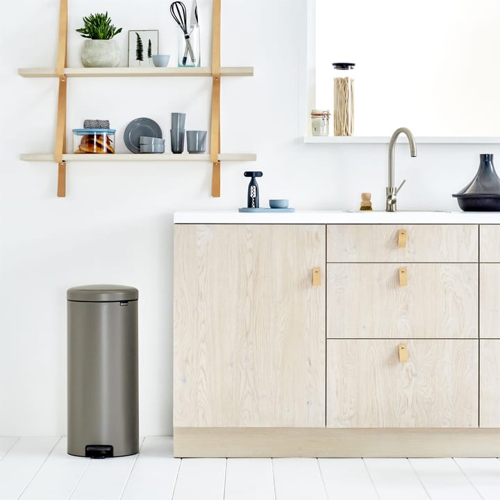 New Icon pedalspand 30 liter, platinum Brabantia