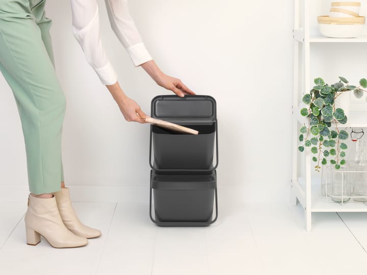Sort & Go stabelbar affaldsspand 20 L, Grå Brabantia
