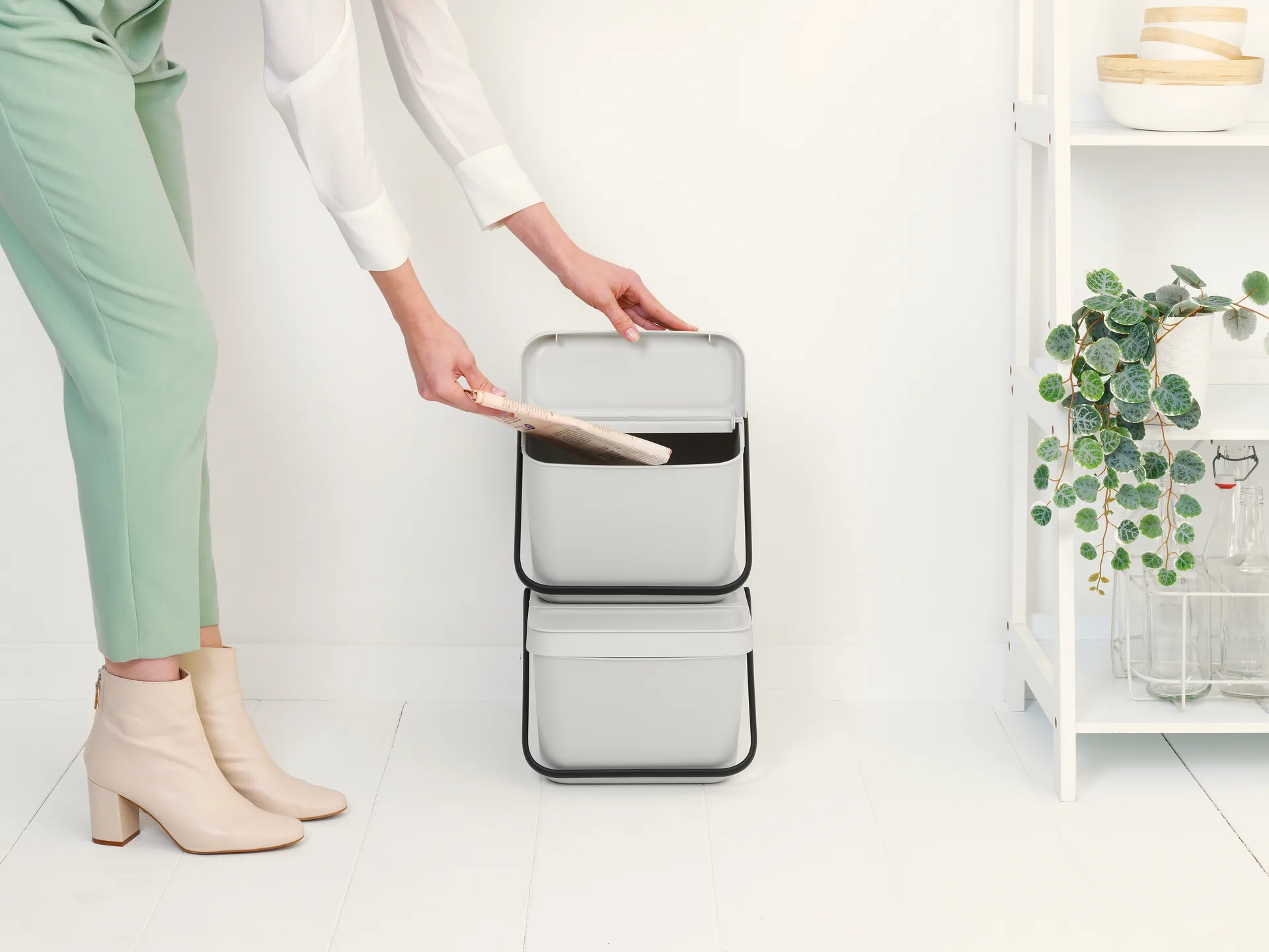 Sort & Go stabelbar affaldsspand 20 L, Lysegrå Brabantia