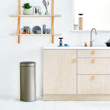 Touch Bin skraldespand 30 liter - platinum (grå) - Brabantia