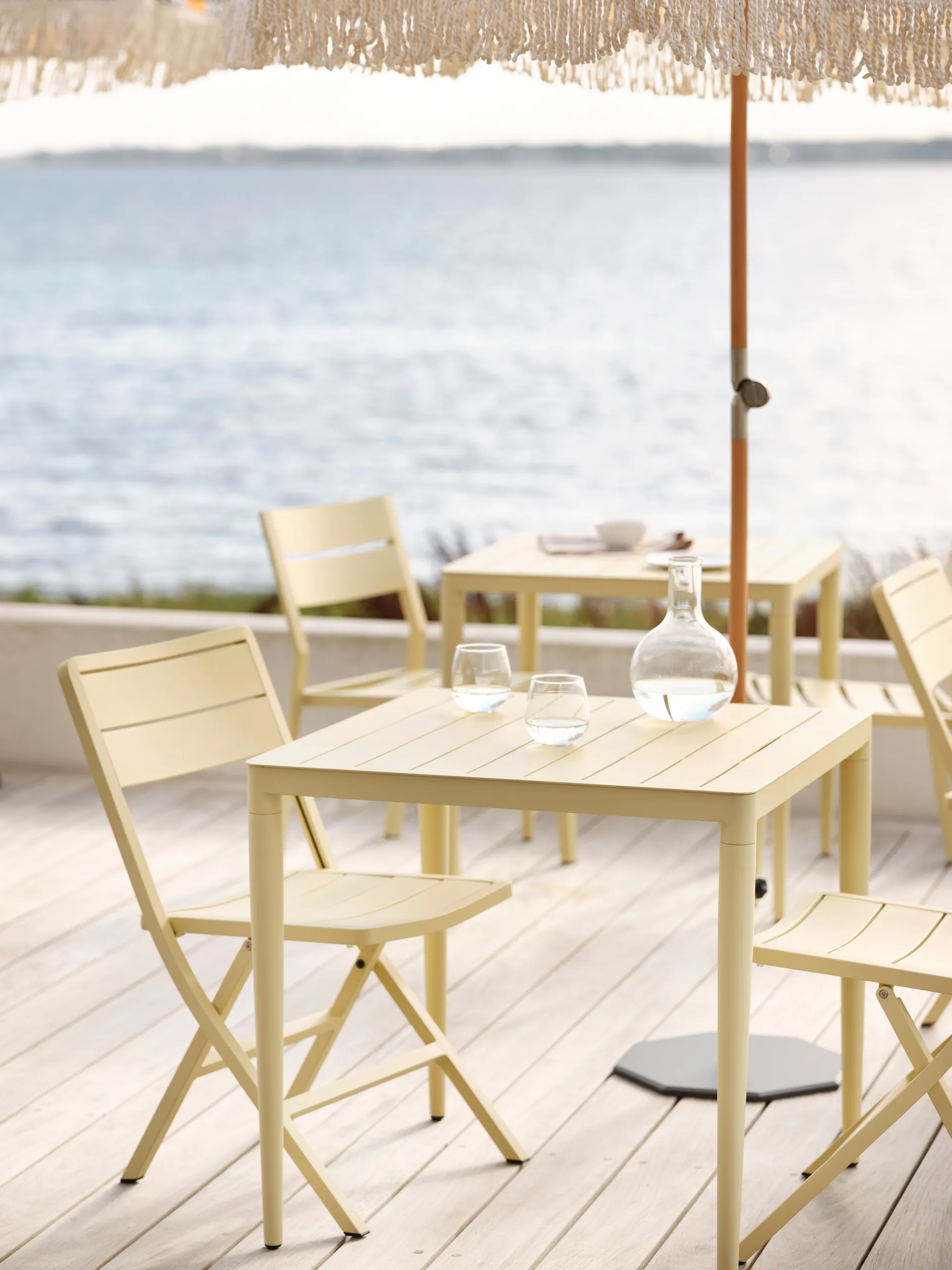 Bigby spisebord, Lemon, 76x76 cm Brafab