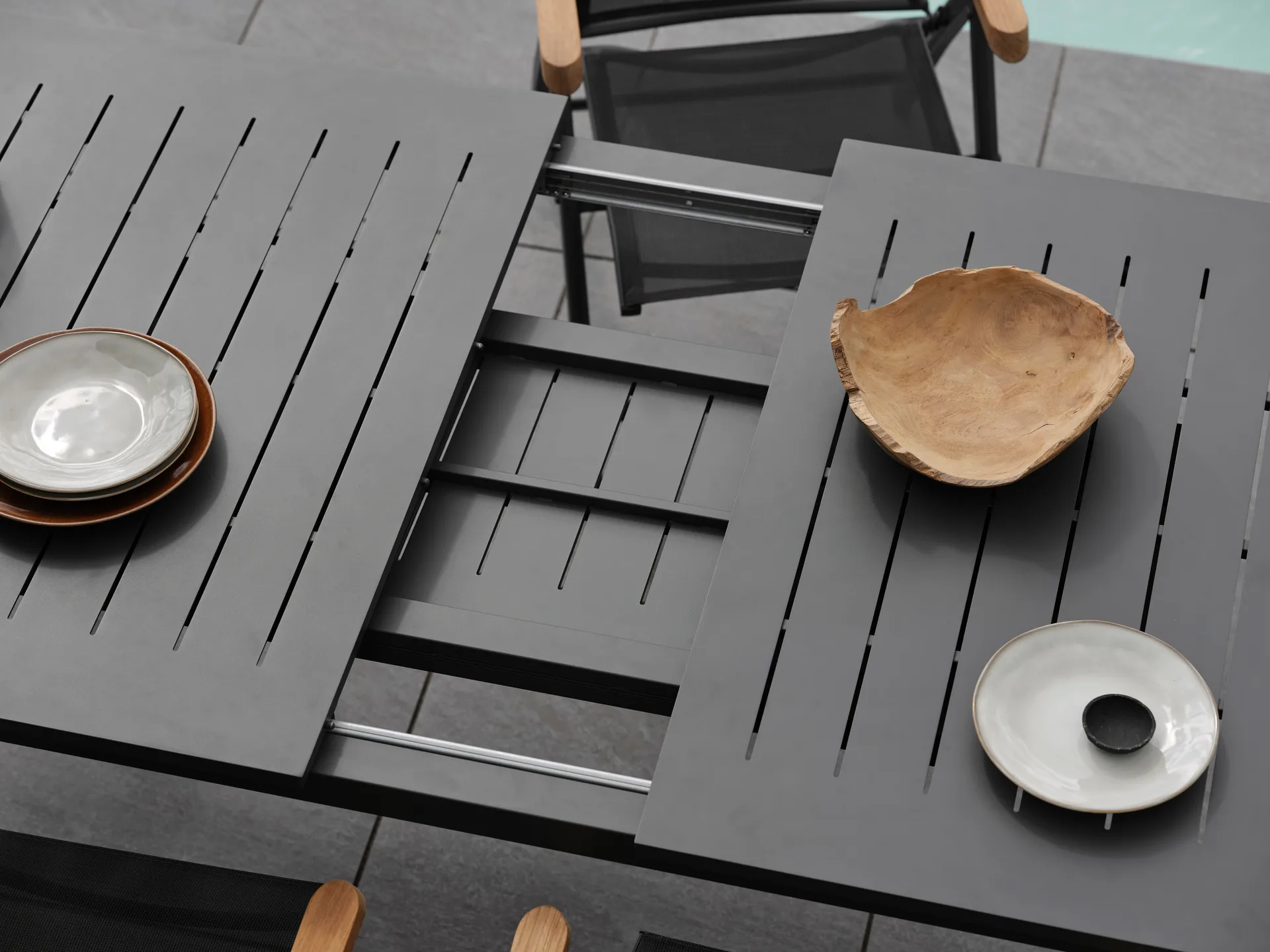 Lomma udvidelsesbart spisebord, Sort 194-312 cm Brafab