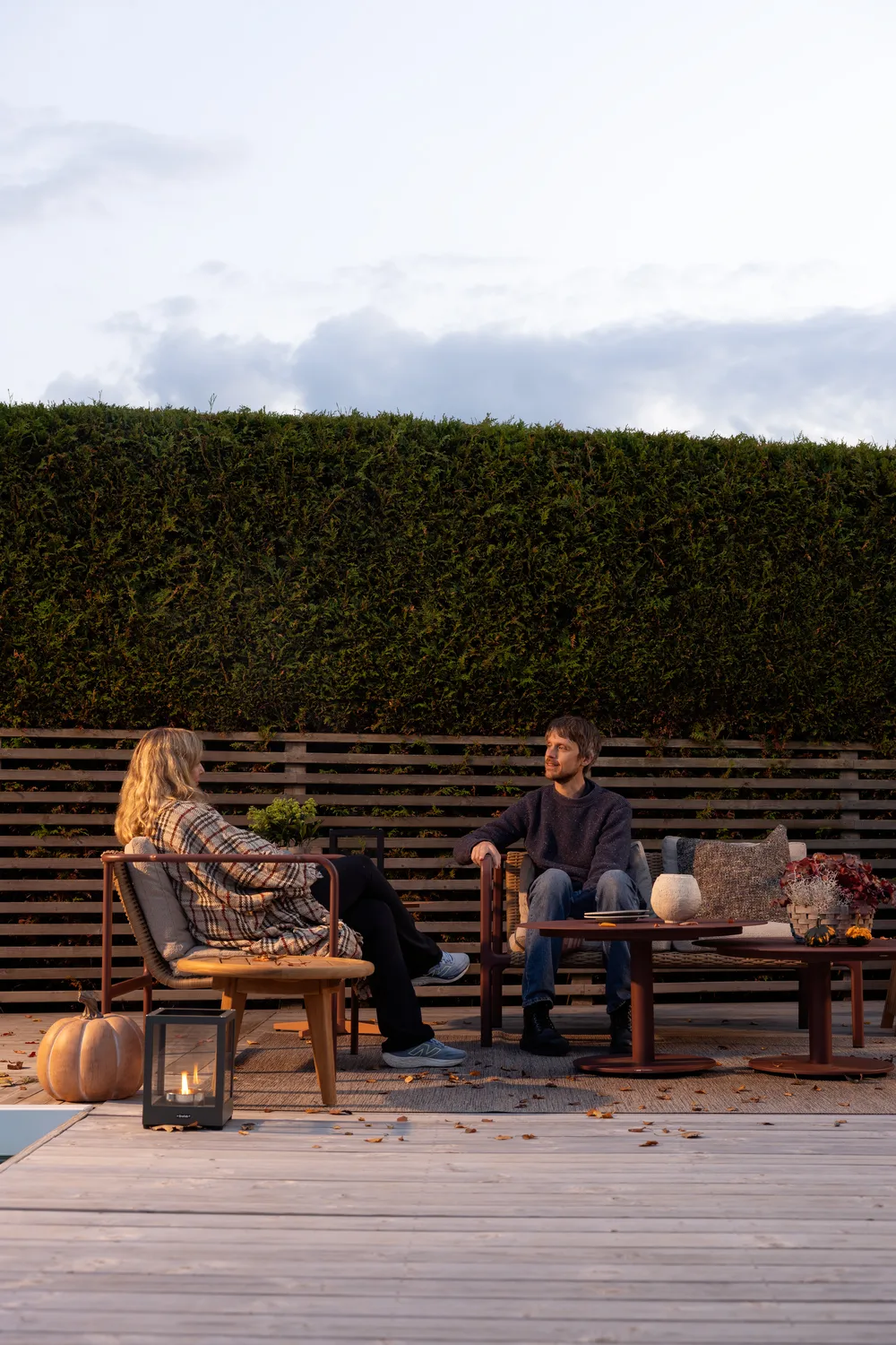 Motty lænestol, Zin red-teddy beige Brafab