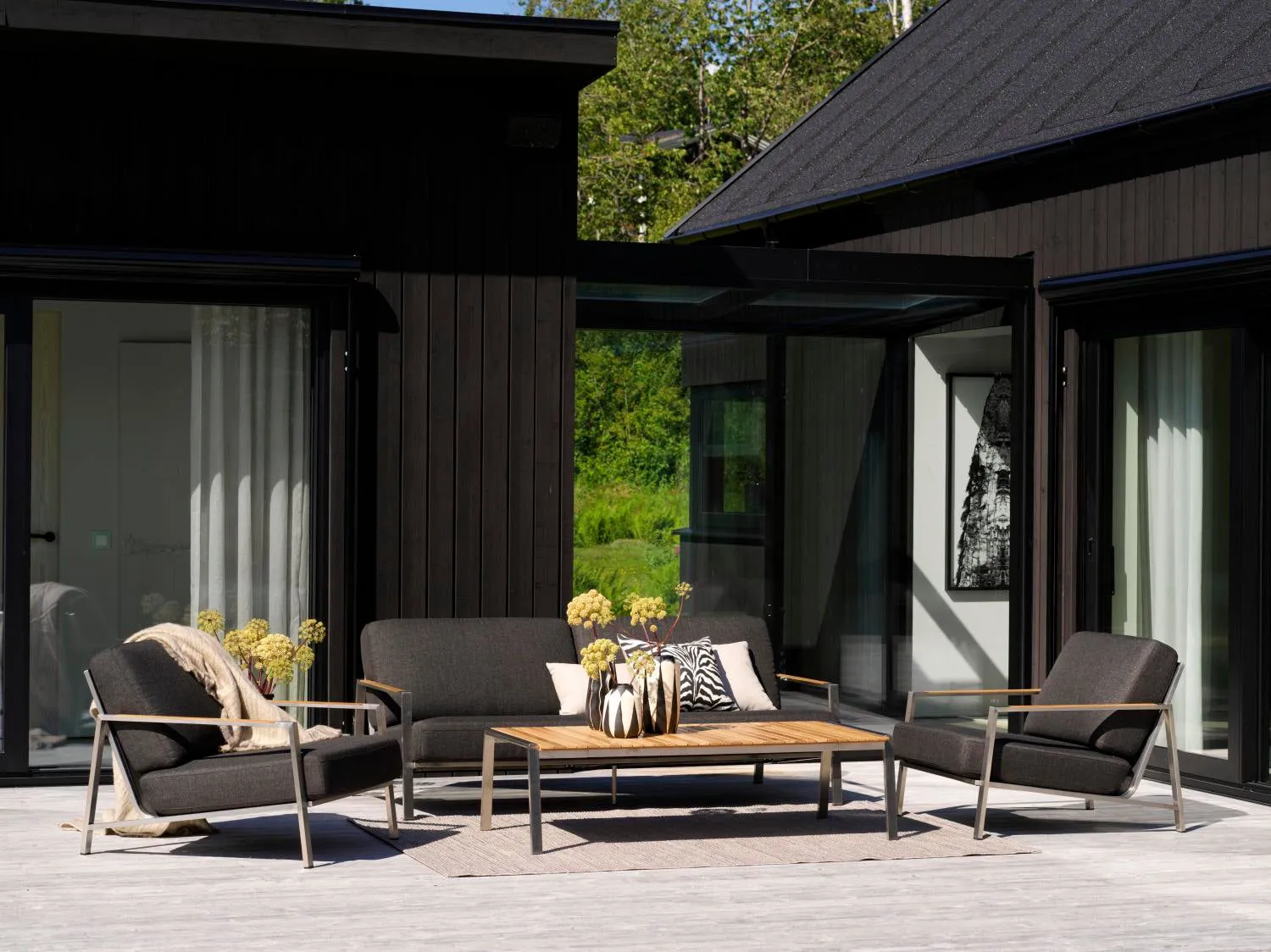 Naos lænestol, Rustfrit stål-nearly black Brafab