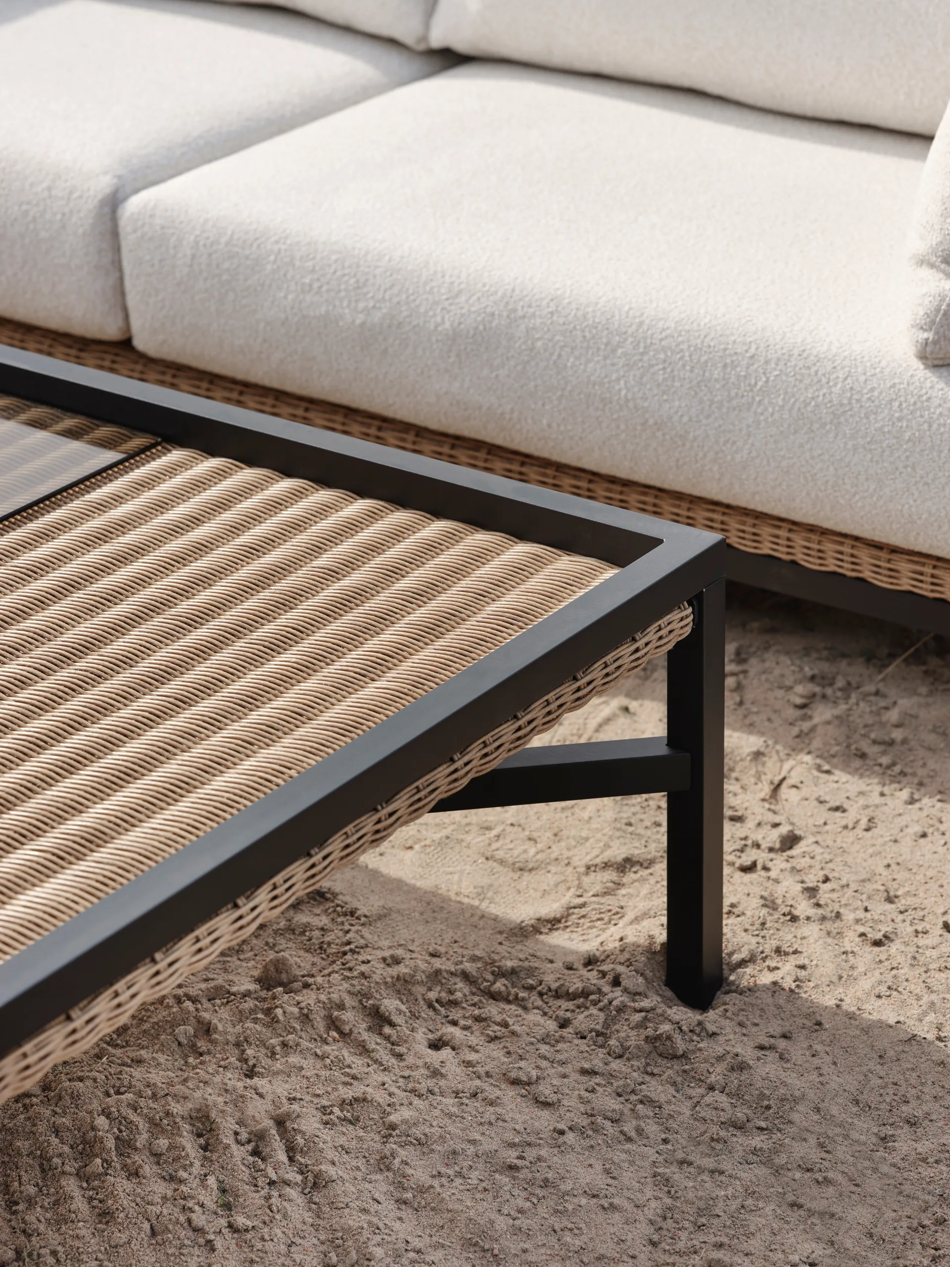 Shell sofabord, Sort Brafab