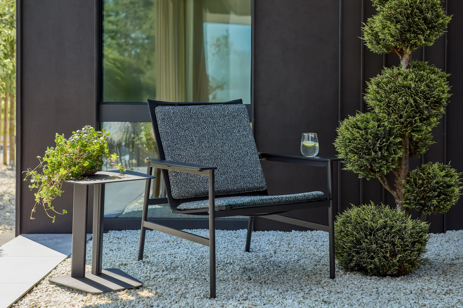 Soro loungestol, Sort-teddy ant Brafab