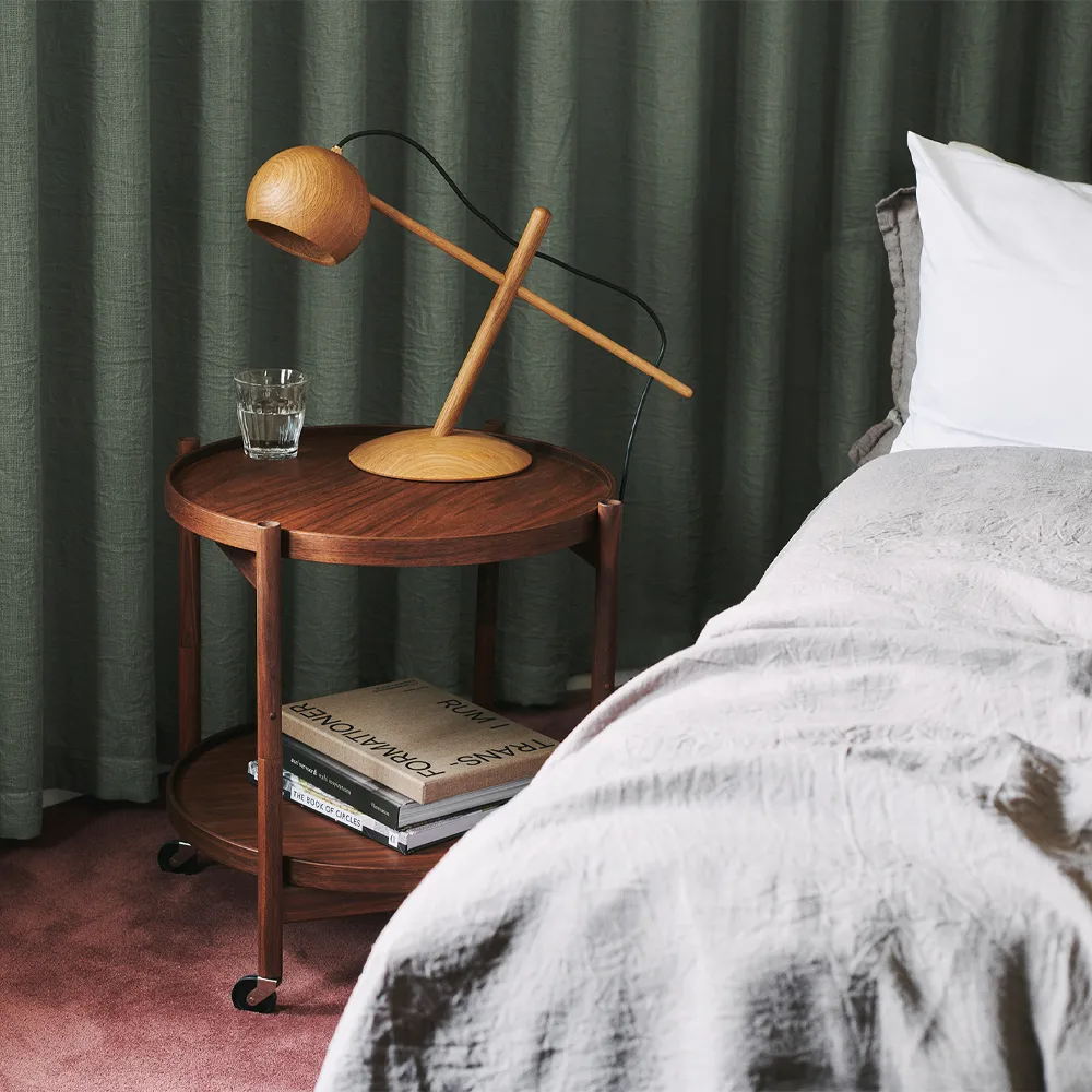 Bølling Tray Table model 50 rullebord, leaf, olieret understel i valnød Brdr. Krüger