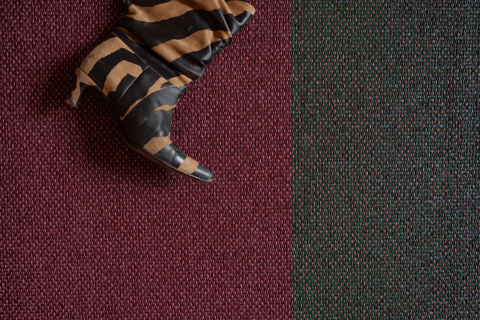 Moor tæppe raspberry (grøn/lyserød), 70x300 cm
  Brita Sweden