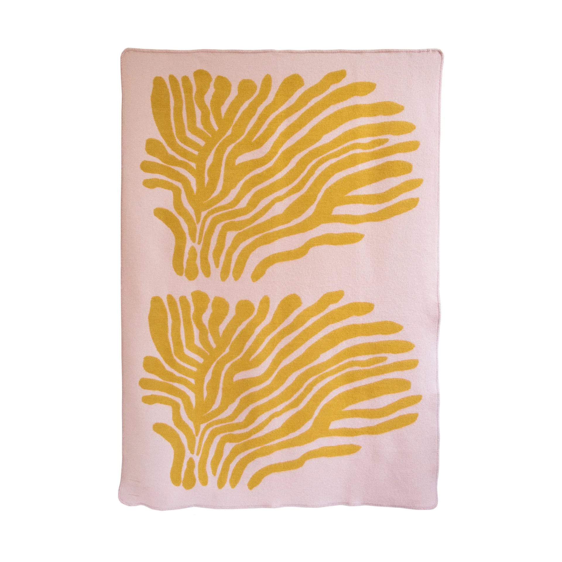 Pine plaid, Pink, 180x130 cm Brita Sweden