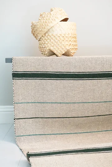 Trapeze tæppe emerald (cremehvid/grøn) - 80x300 cm
  - Brita Sweden