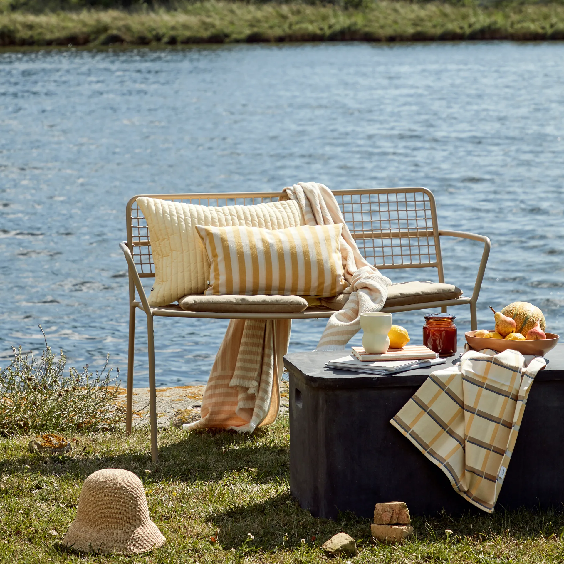 Frankie bomuldsplaid 130x180 cm, Taos taupe beige Broste Copenhagen