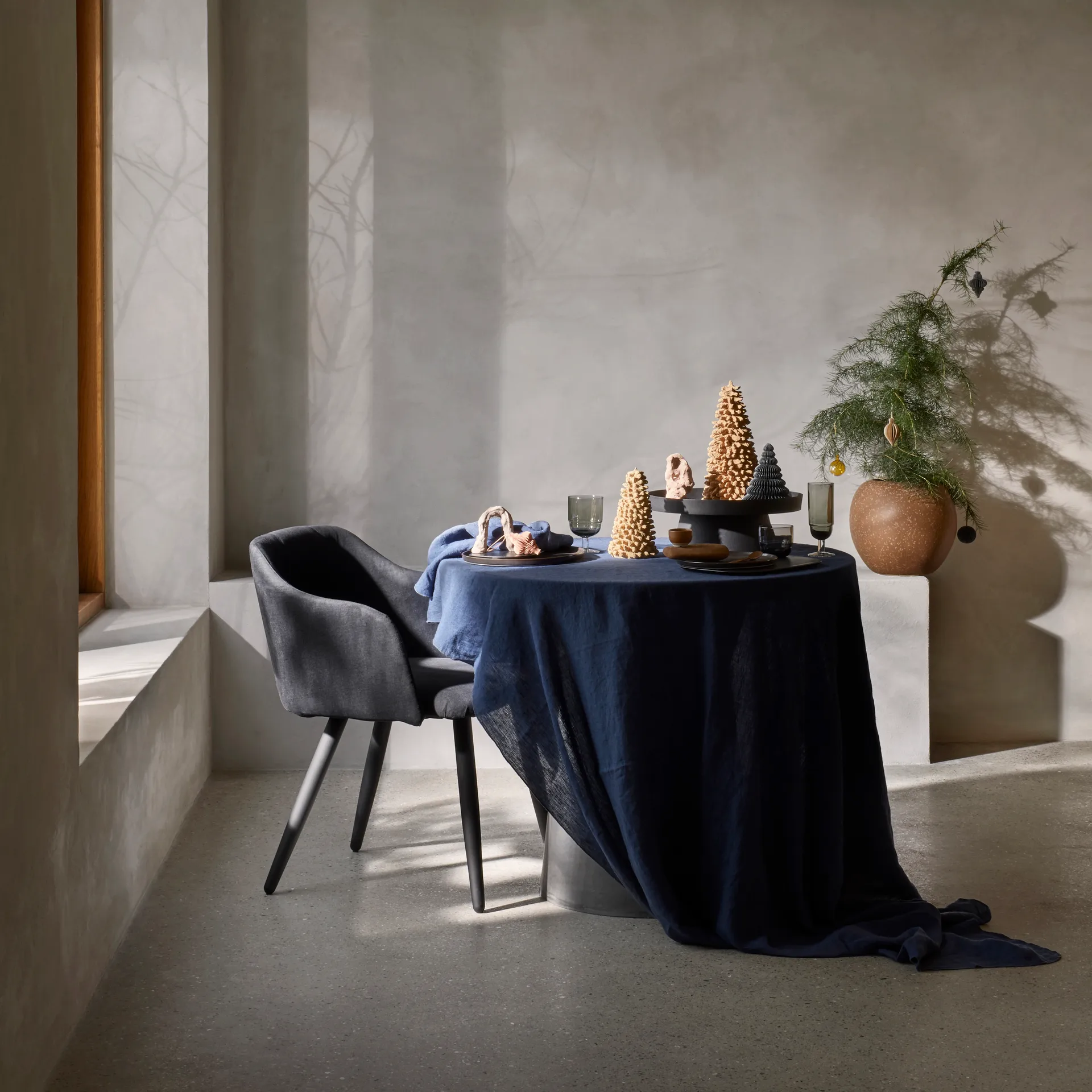 Gracie borddug, Mørkeblå Broste Copenhagen
