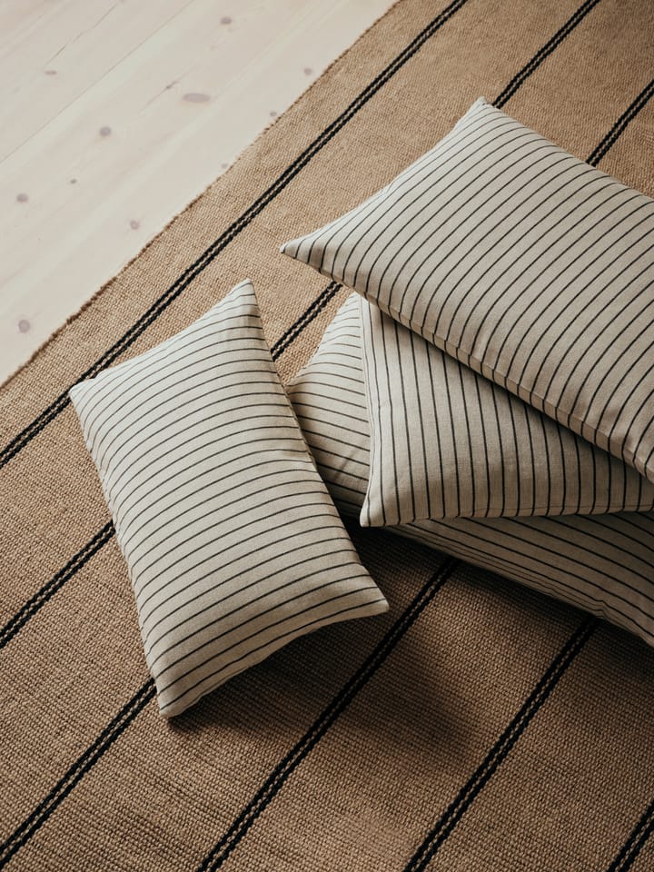 Karen pudebetræk, Light beige-black, 30x50 cm Broste Copenhagen
