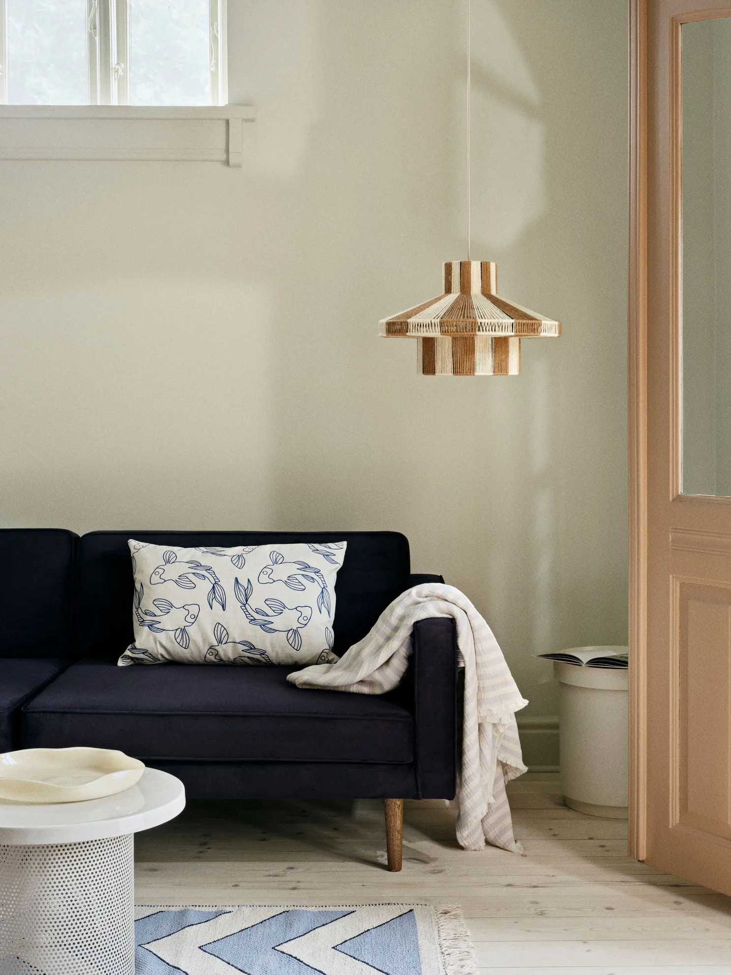 Koi pudebetræk 40x60 cm, Intense blue Broste Copenhagen