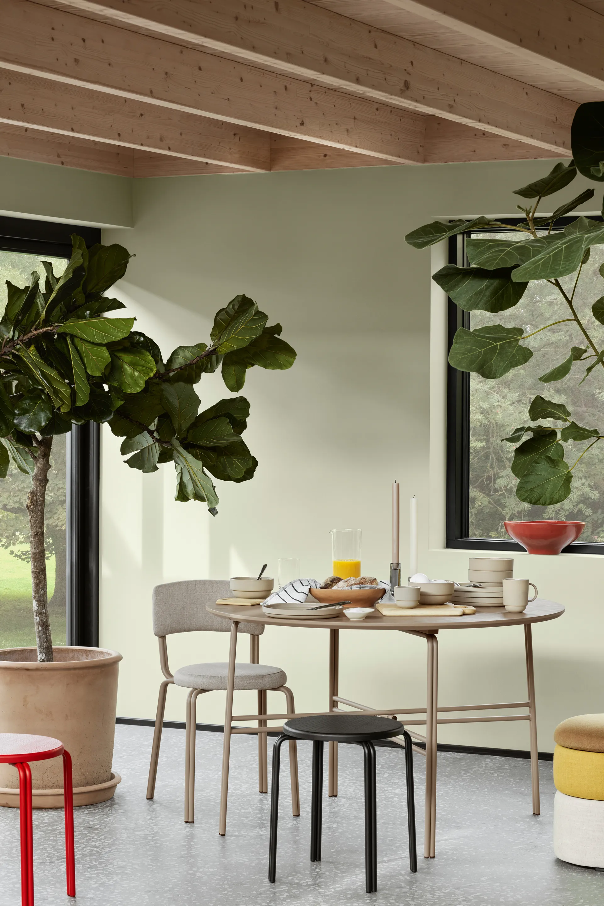 Oda spisebord Ø120 cm, Warm beige Broste Copenhagen