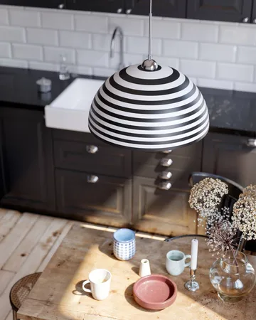 Stripe loftslampe - Sort-hvid, Ø45 cm - By Rydéns