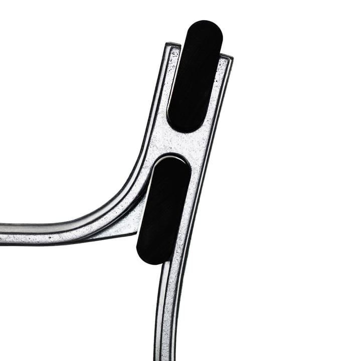 Joy sofa, Sortlaseret mahogni, råt aluminiumstativ Byarums bruk