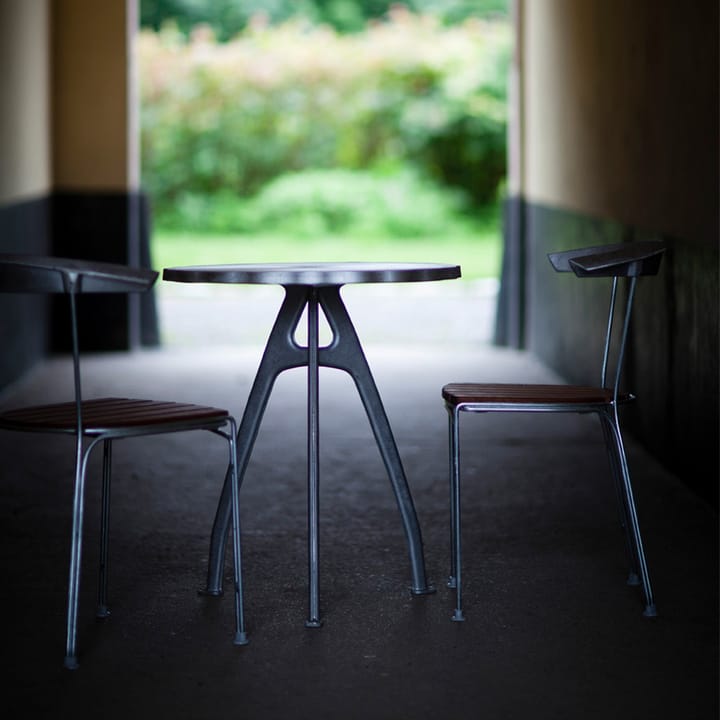 Odd cafébord - Aluminium, råt aluminiumstativ, slyngning - Byarums bruk