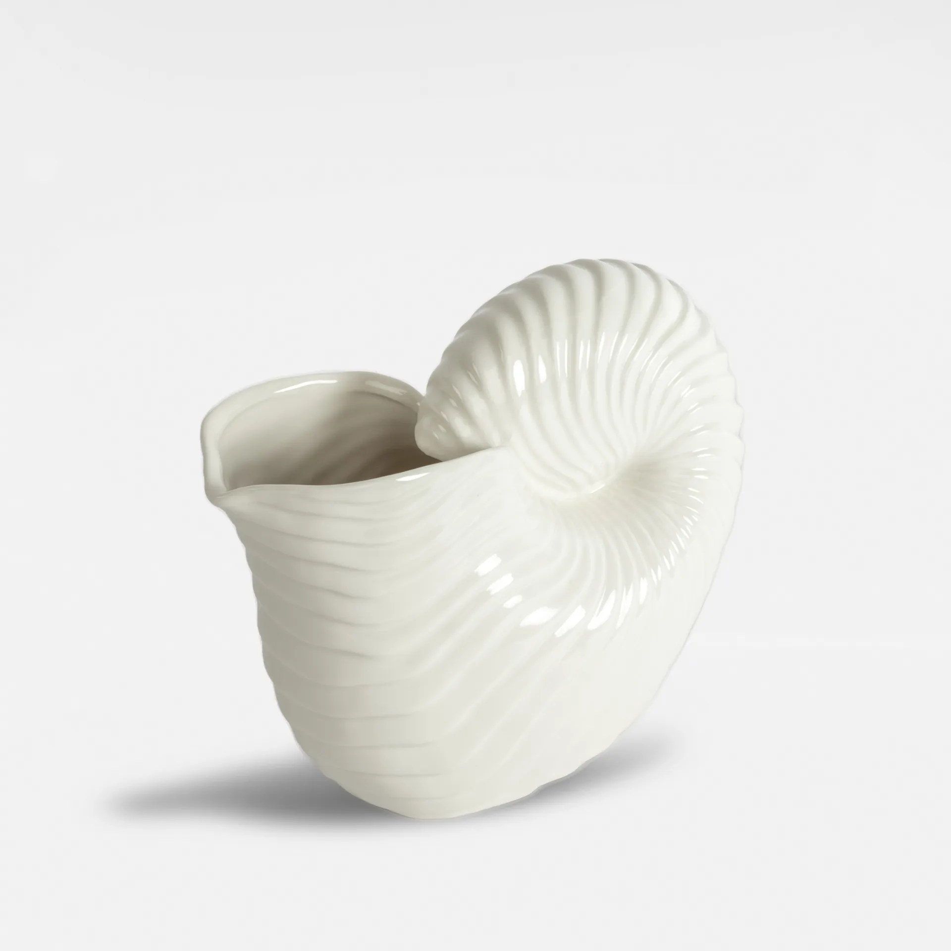 Shelley kande 1,5 L, Hvid Byon