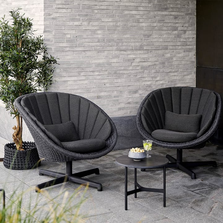 Peacock dreje loungestol, Dark grey, aluminiumben Cane-line