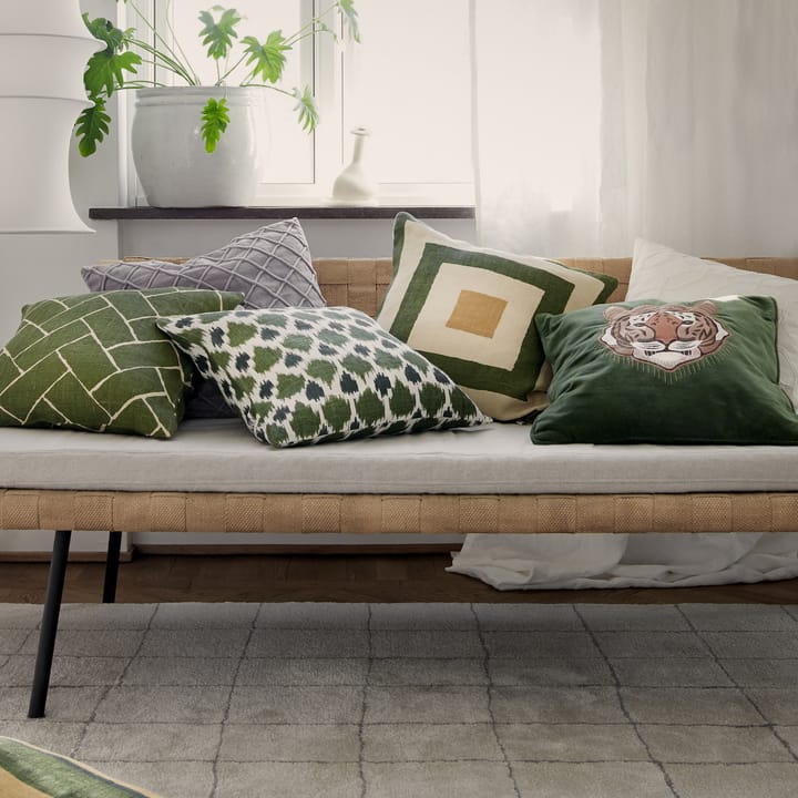 Broderet tiger – pudebetræk 50 x 50 cm, Cactus green Chhatwal & Jonsson