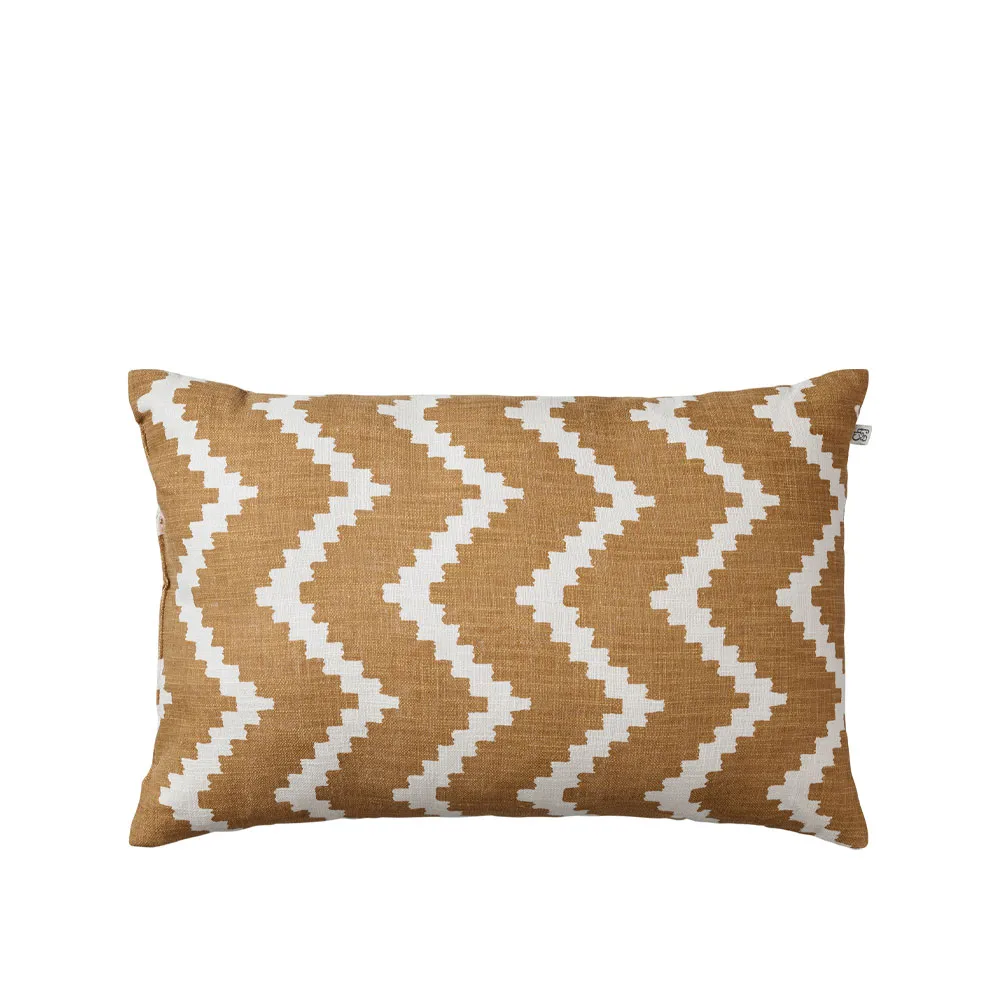 Ikat Sema pude, beige/offwhite, 40 cm Chhatwal & Jonsson