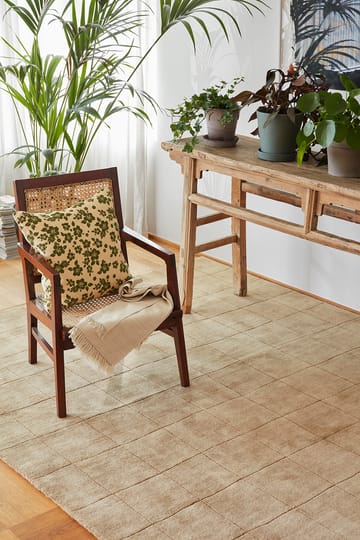 Indu pudebetræk 50x50 cm - Light beige/Cactus green - Chhatwal & Jonsson