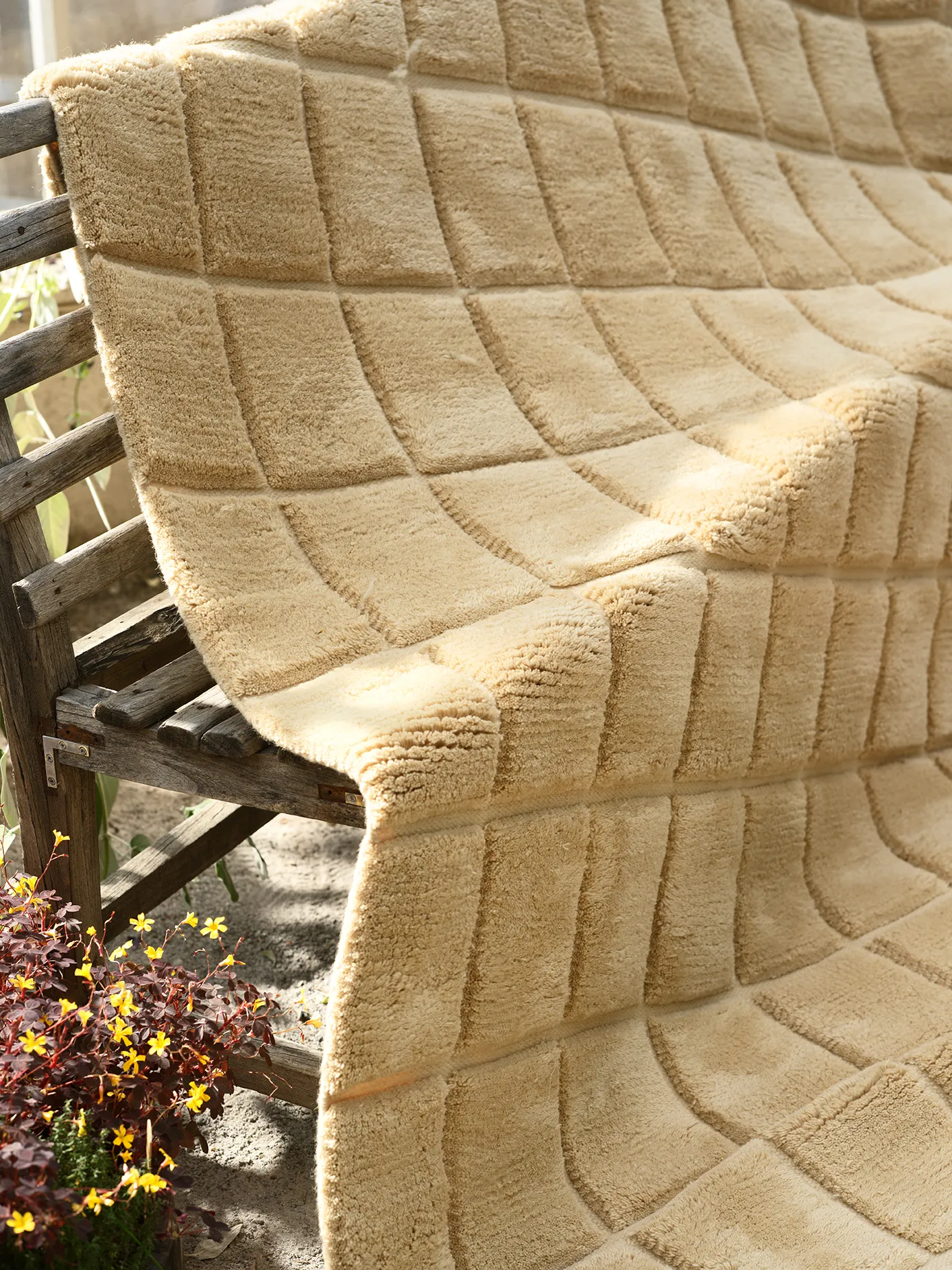 Loha gulvtæppe 213x296 cm, Light Beige Chhatwal & Jonsson