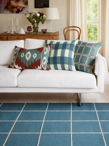 Milan tæppe - Heaven blue-off white, 230x320 cm - Chhatwal & Jonsson