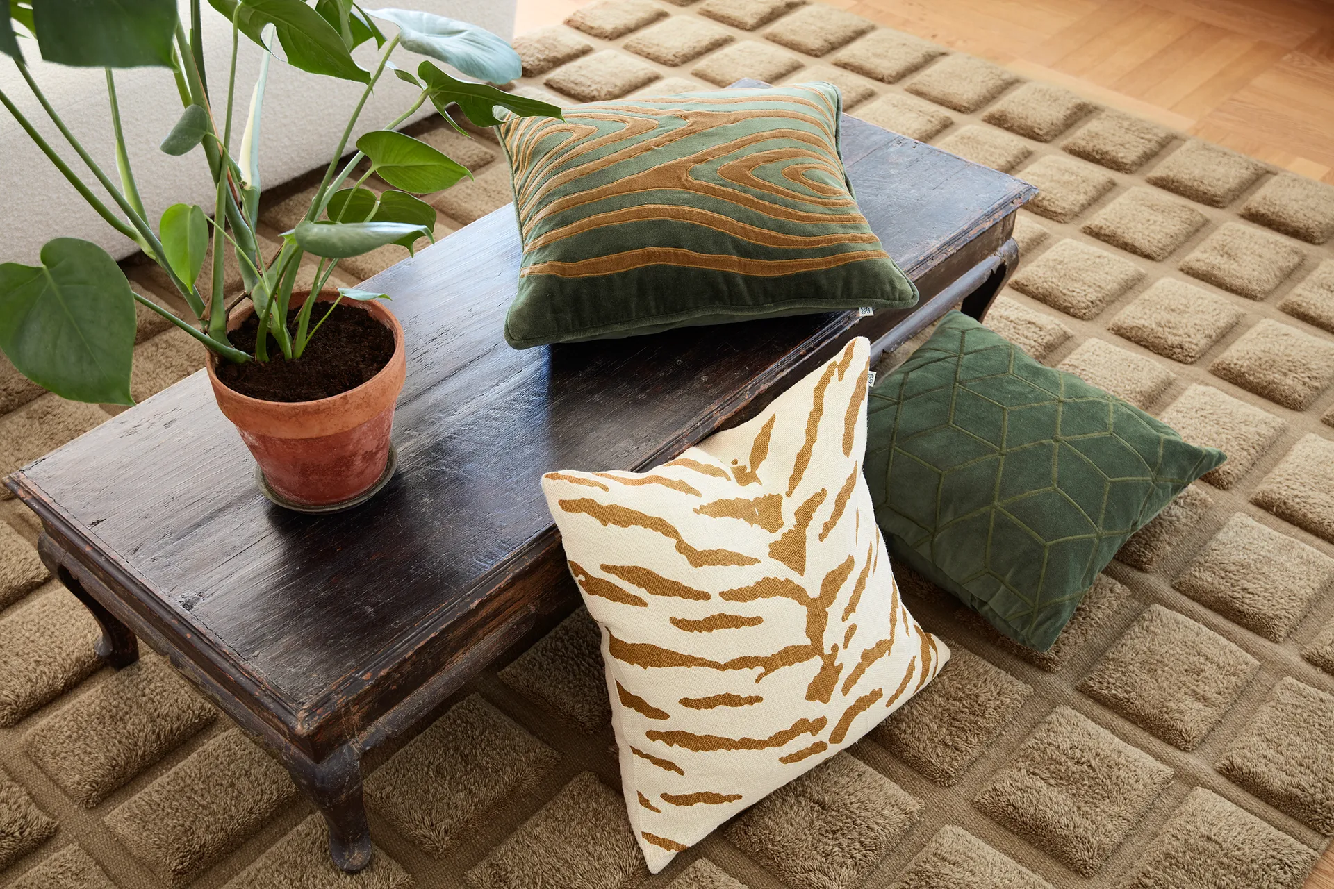 Mita pudebetræk 50x50 cm, Forest green/Cognac Chhatwal & Jonsson