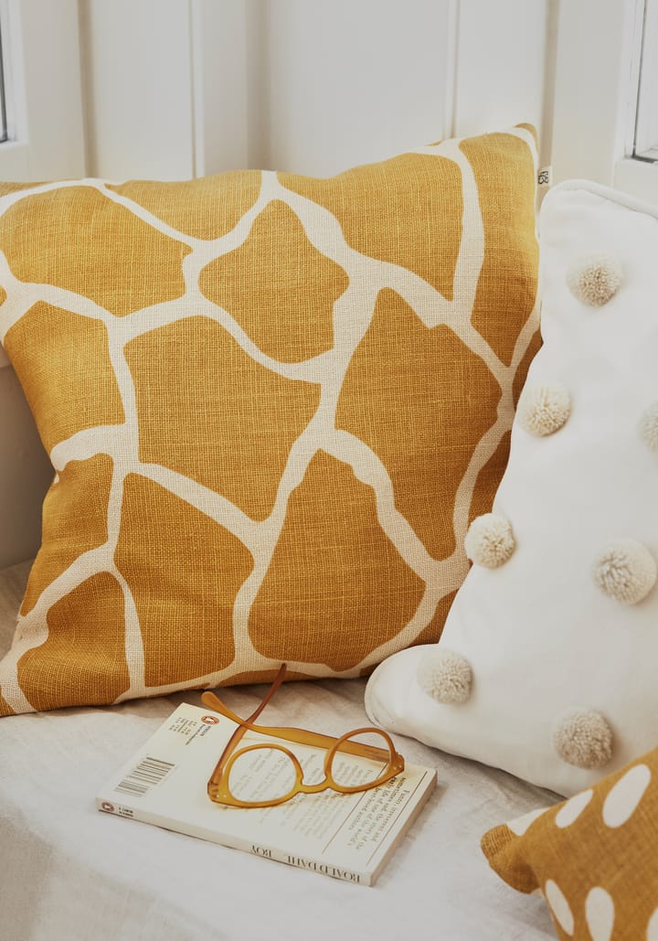 Nadi pudebetræk 50x50 cm , Spicy yellow/Light beige Chhatwal & Jonsson