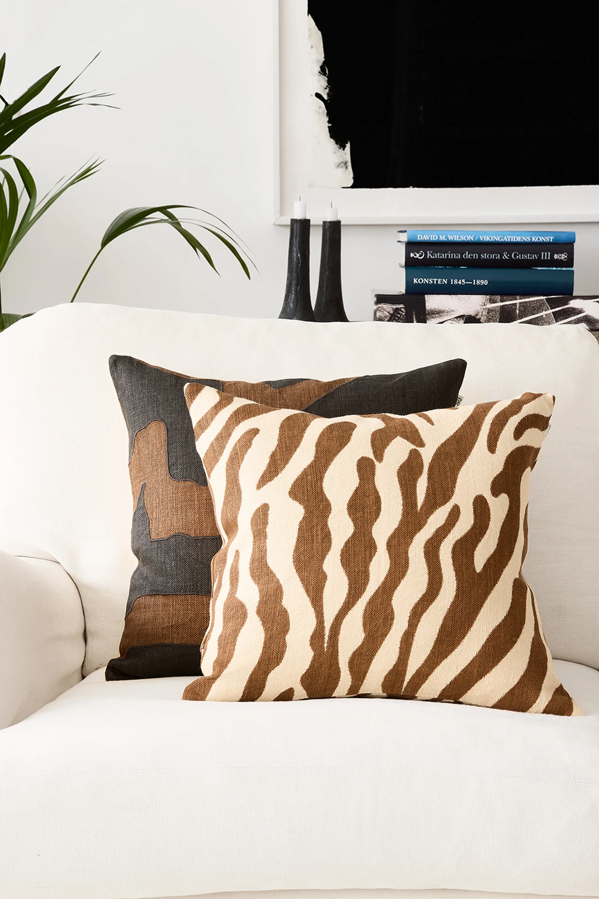 Sikkim pudebetræk 50x50 cm, Taupe/Dark Brown Chhatwal & Jonsson