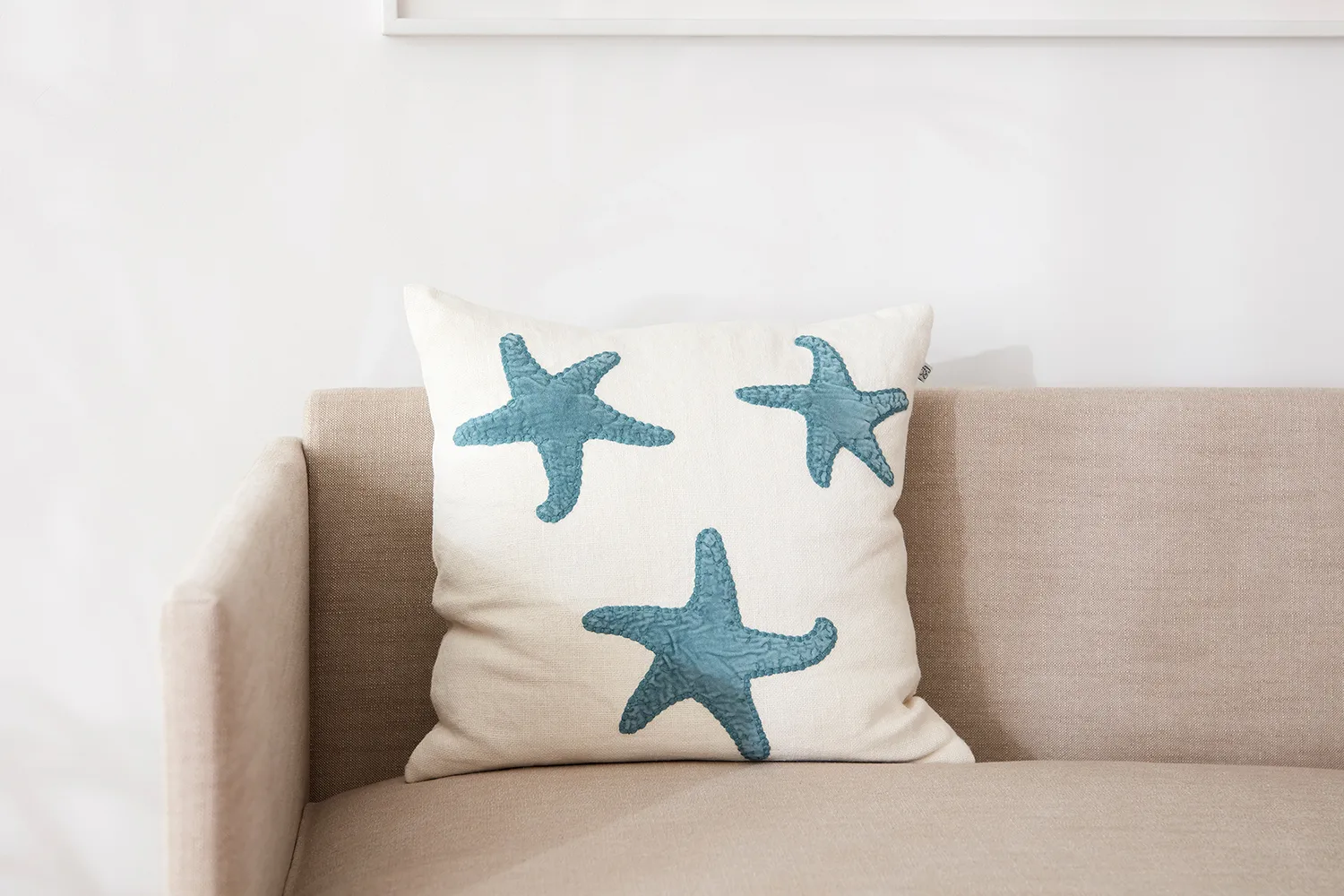 Star Fish pudebetræk 50x50 cm, Offwhite/Heaven blue Chhatwal & Jonsson