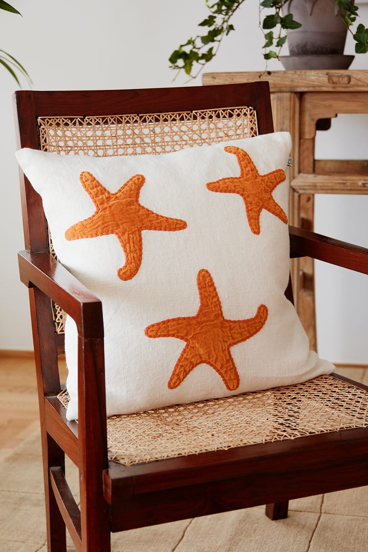 Star Fish pudebetræk 50x50 cm - Offwhite/Orange - Chhatwal & Jonsson