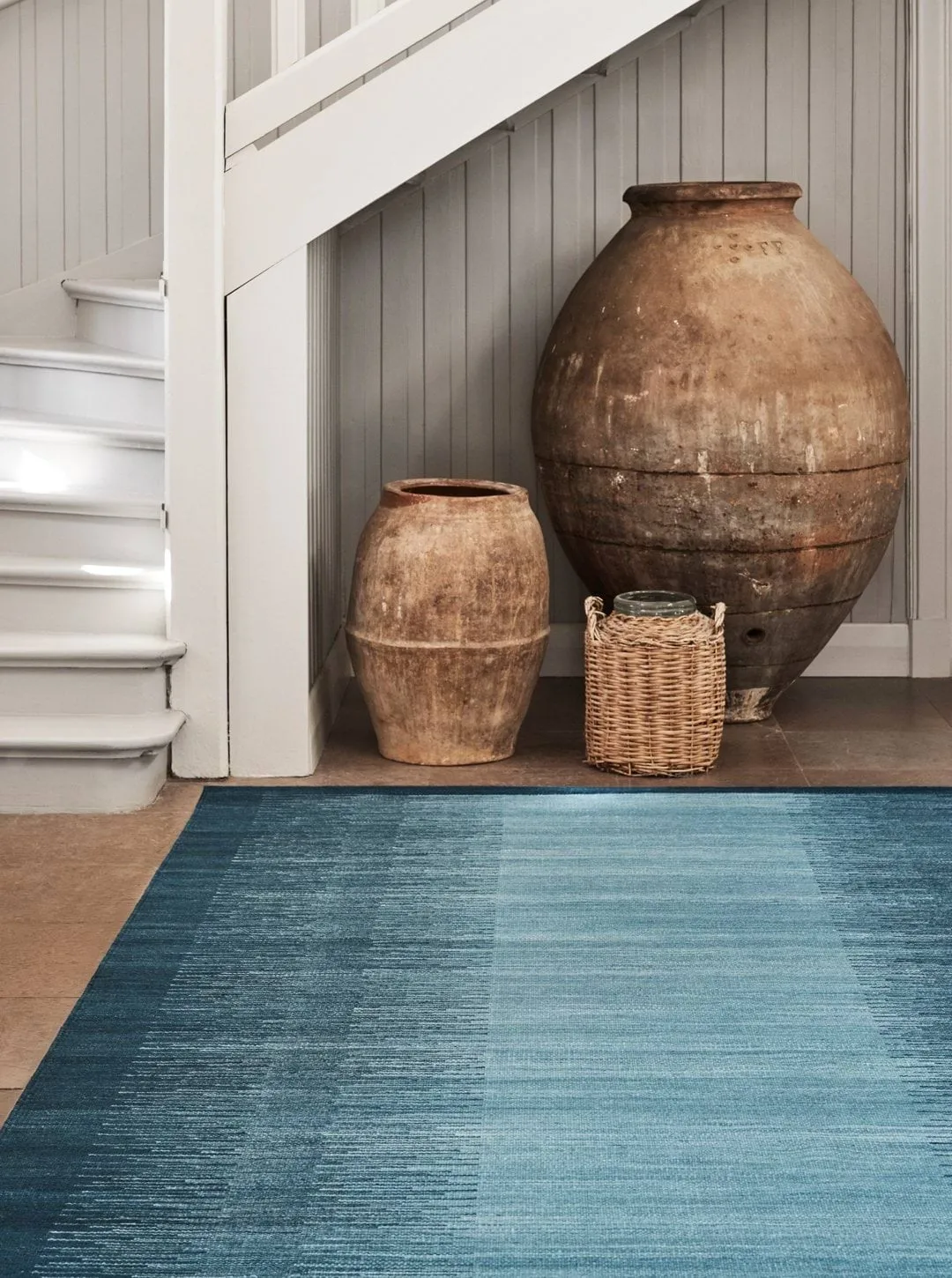 Tapti uldtæppe, Blue-Heaven Blue, 320x230 cm Chhatwal & Jonsson