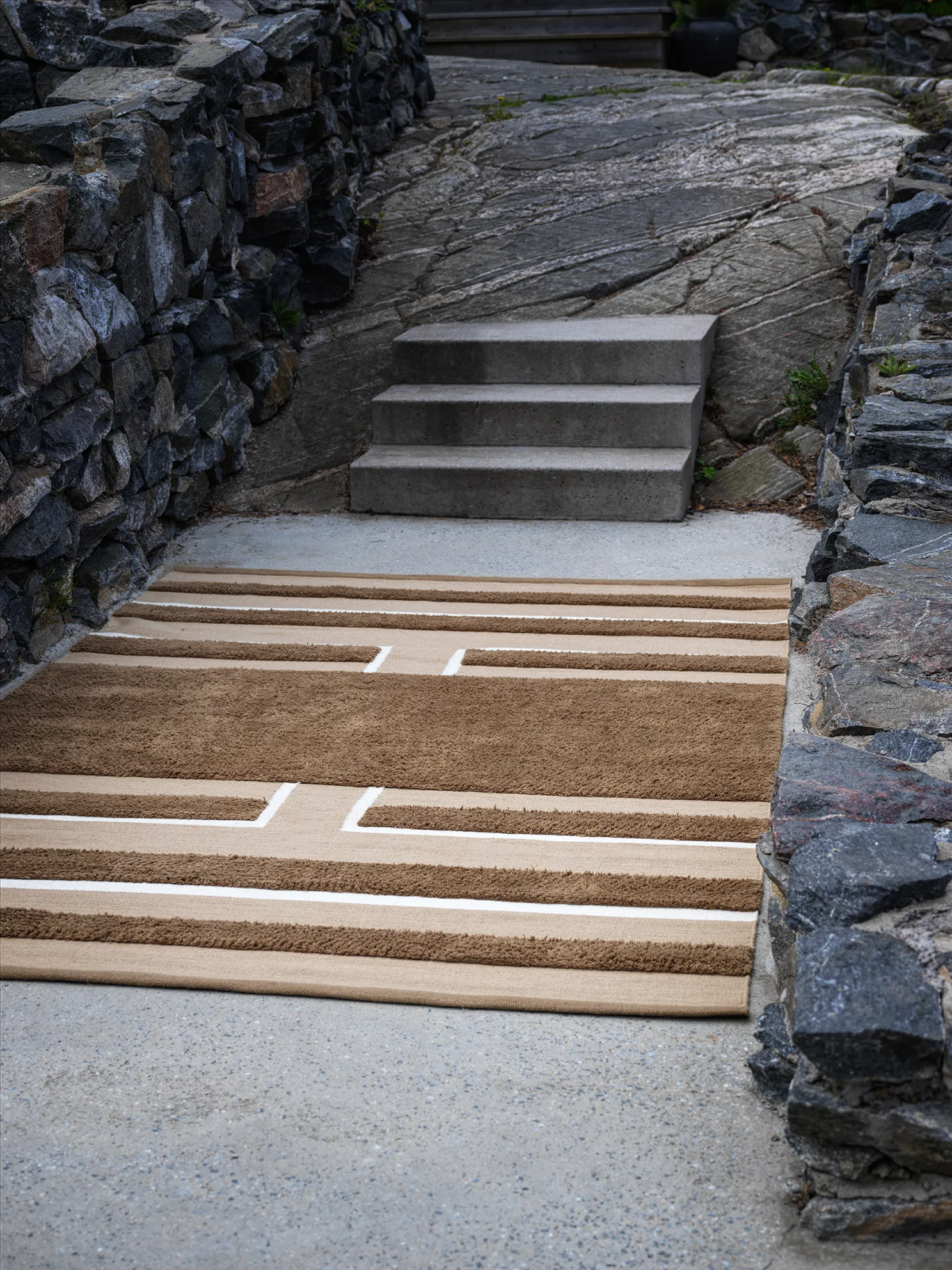 Veda gulvtæppe 170x240 cm, Mocha/Beige/Offwhite Chhatwal & Jonsson