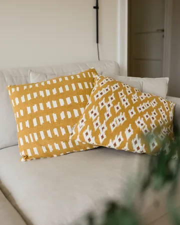 Ikat Diamond pudebetræk 50x50 cm - Yellow - Classic Collection