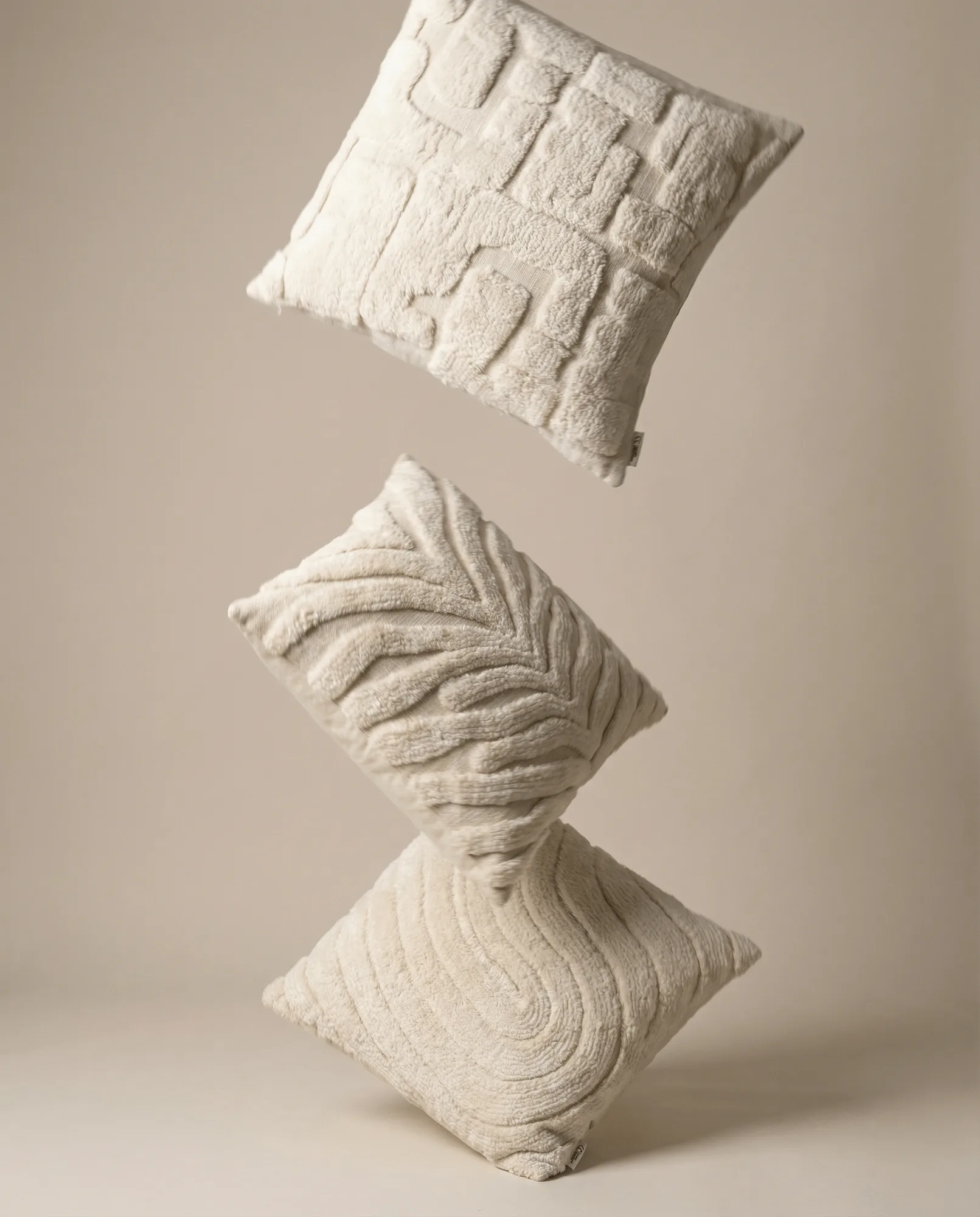 Zebra Tuft pudebetræk, Off white, 50x50 cm Classic Collection