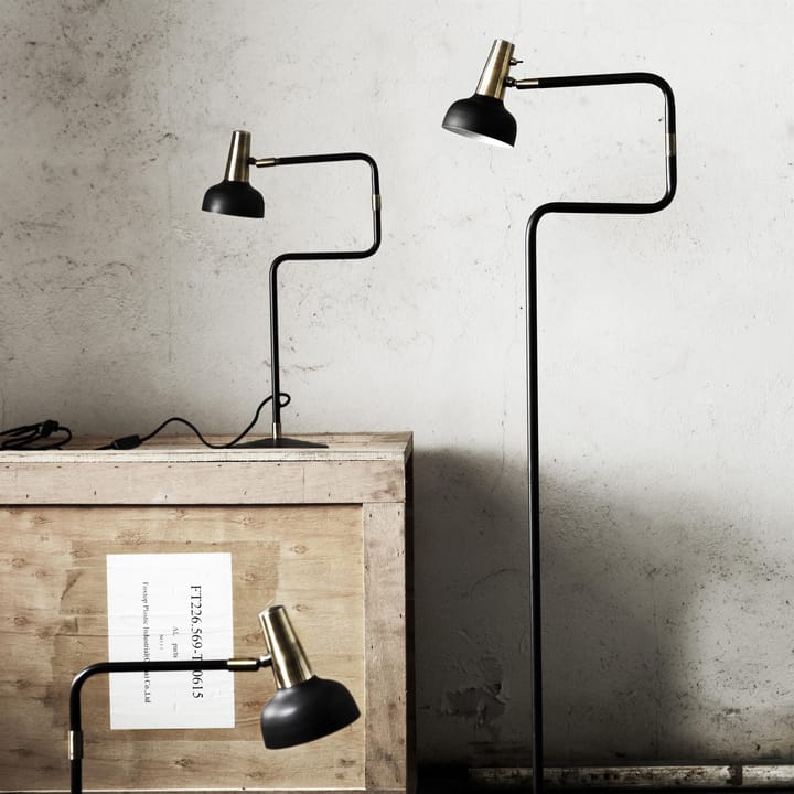 Ray bordslampe, sort-messing CO Bankeryd