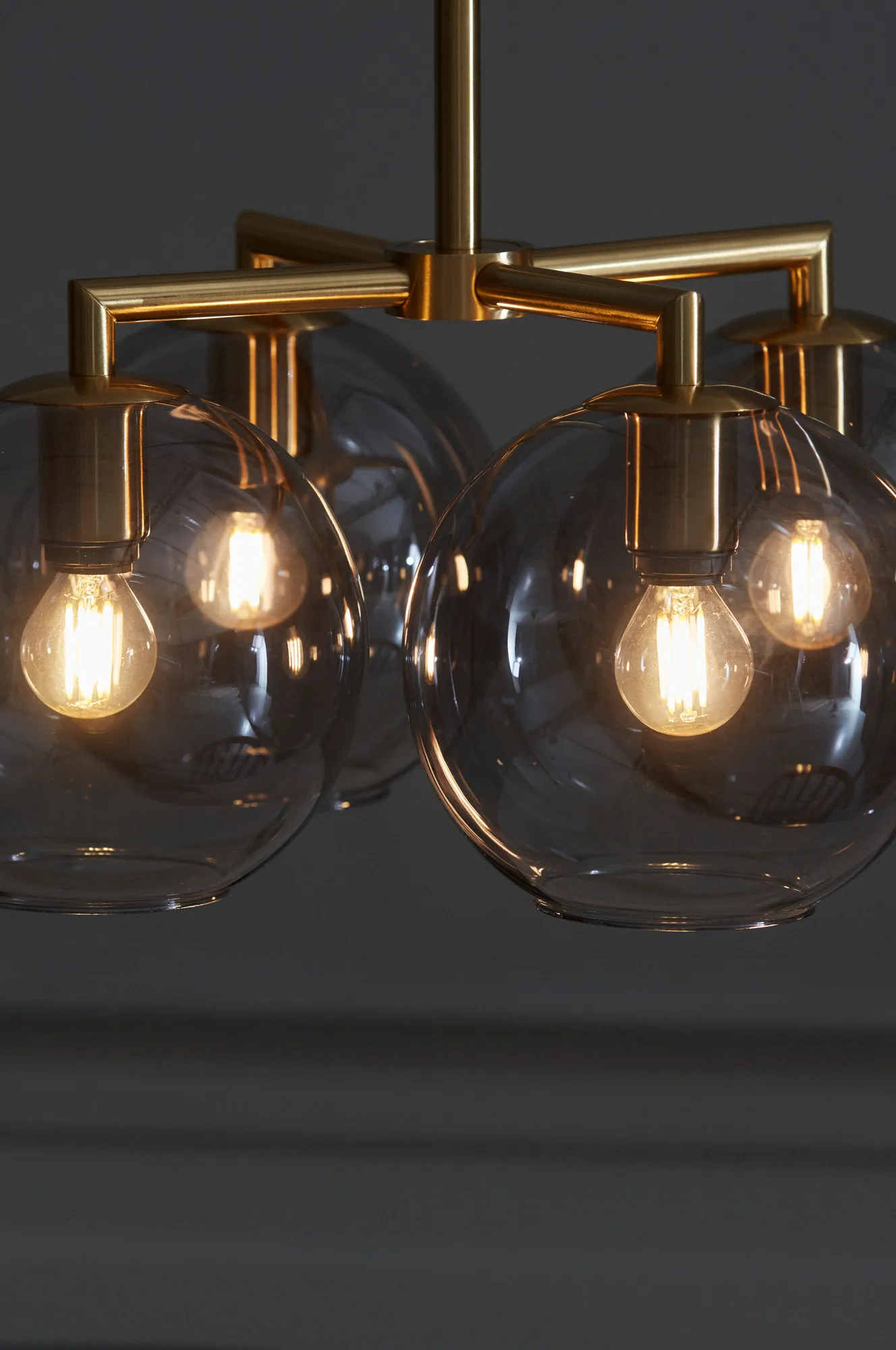 Ture pendel 30 cm, Messing/Røgfarvet glas CO Bankeryd