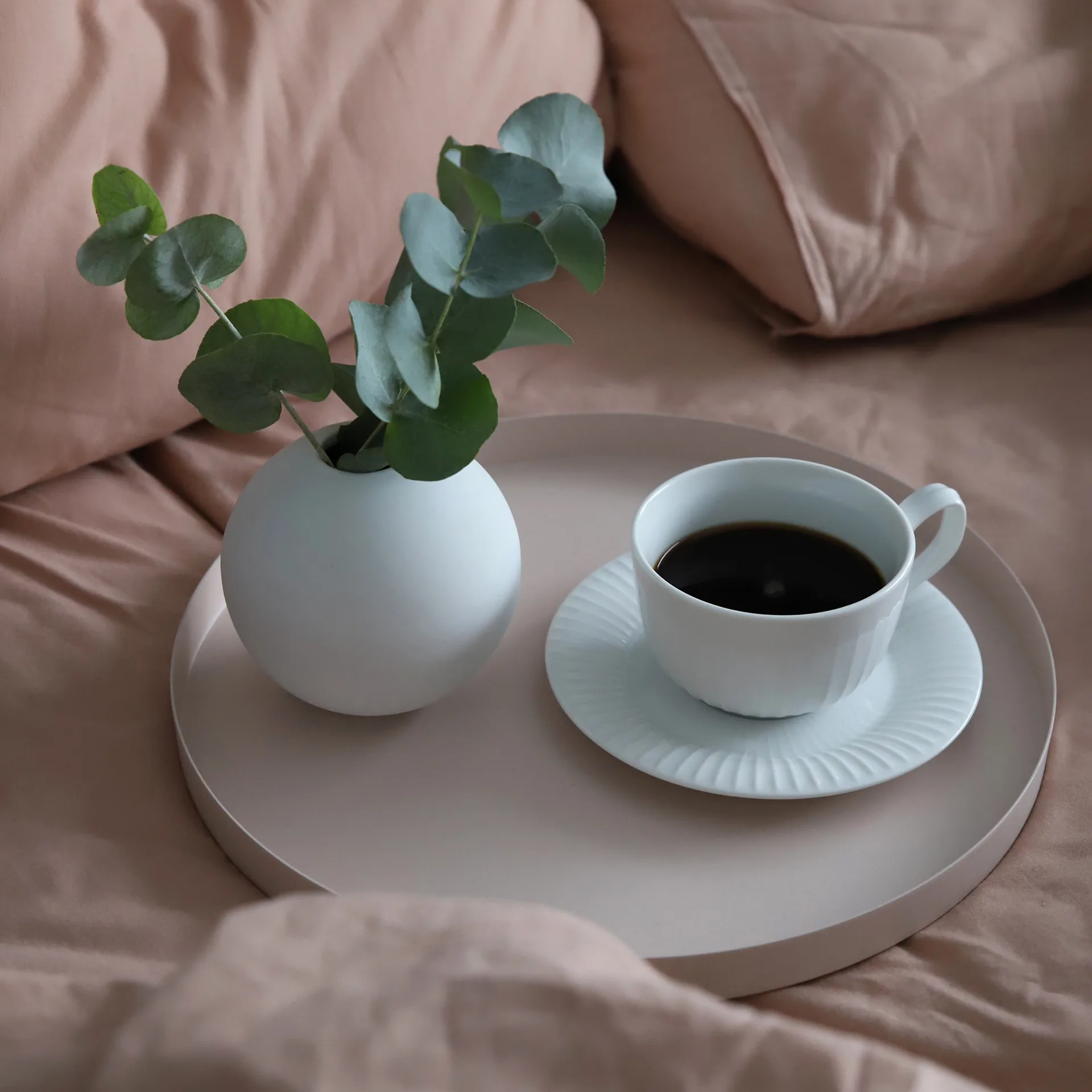 Ball vase white, 8 cm Cooee Design