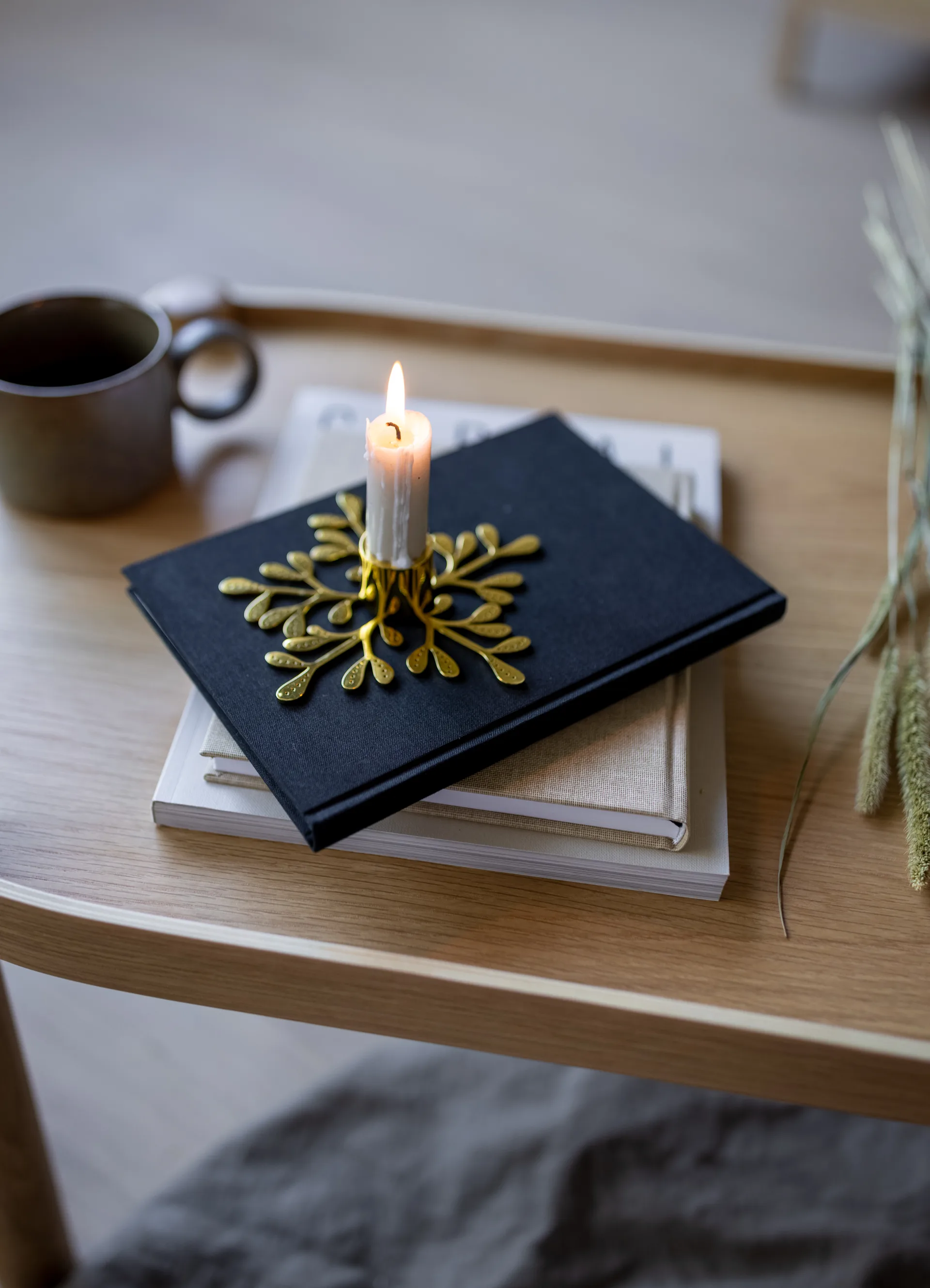 Mistletoe lysestage, Messing Cooee Design