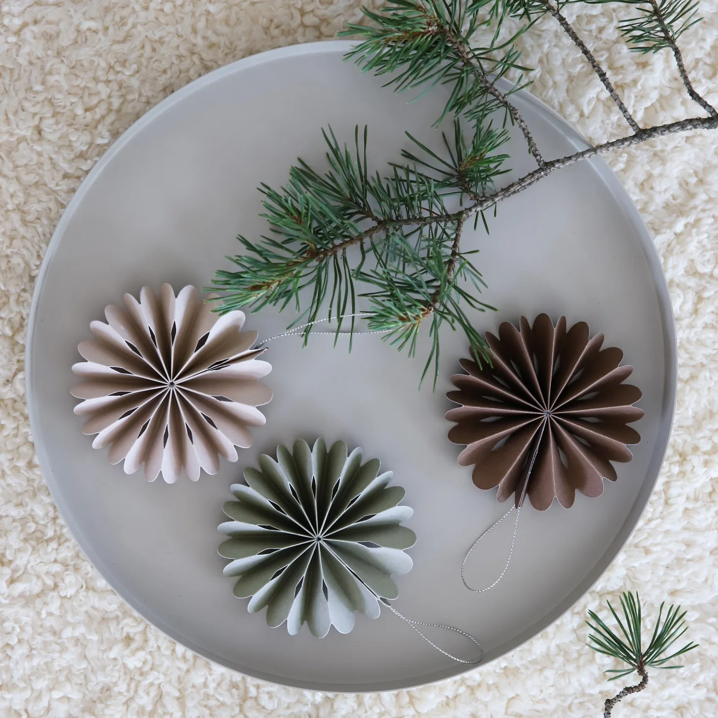 Paper Flowers juleophæng, Coffee Cooee Design