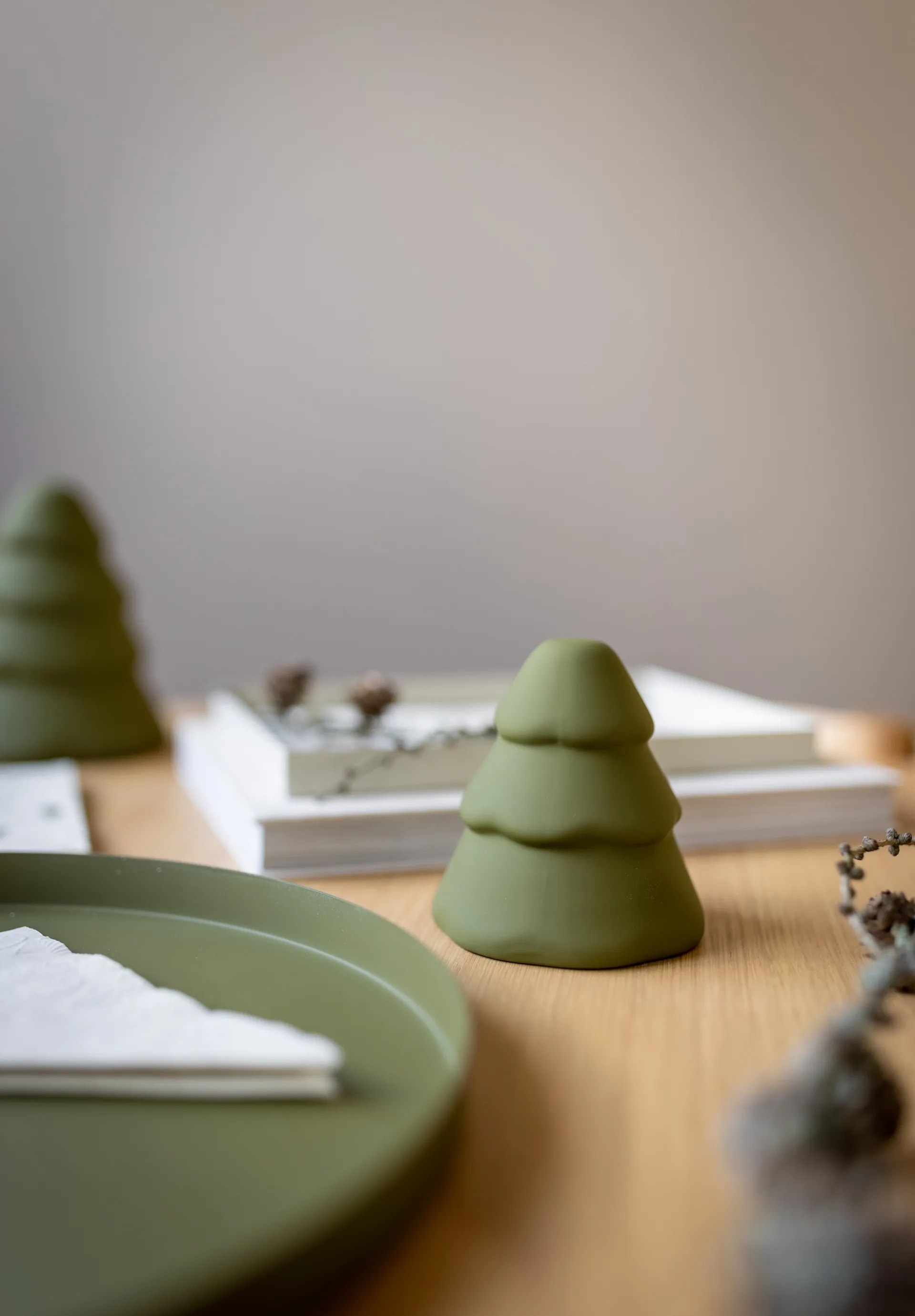 Snowy juletræ 10 cm, Olive  Cooee Design