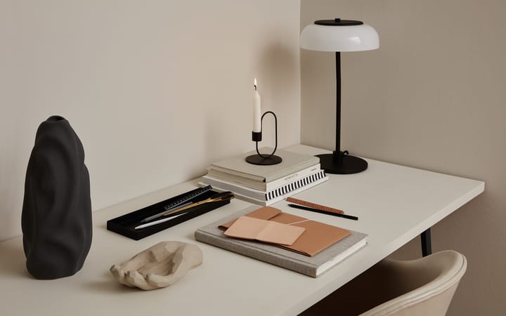 Swoop lysestage, Sort Cooee Design