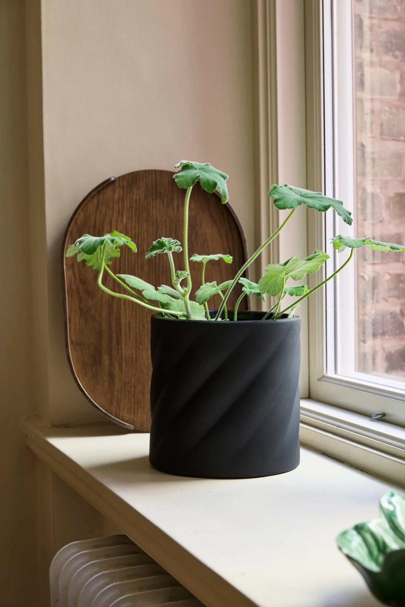 Twist blomsterkrukke, Sort, medium Ø19 cm Cooee Design