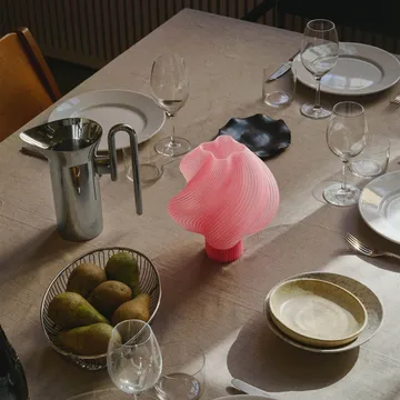 Soft Serve portabel bordlampe - Peach sorbet, 23 cm - Crème Atelier