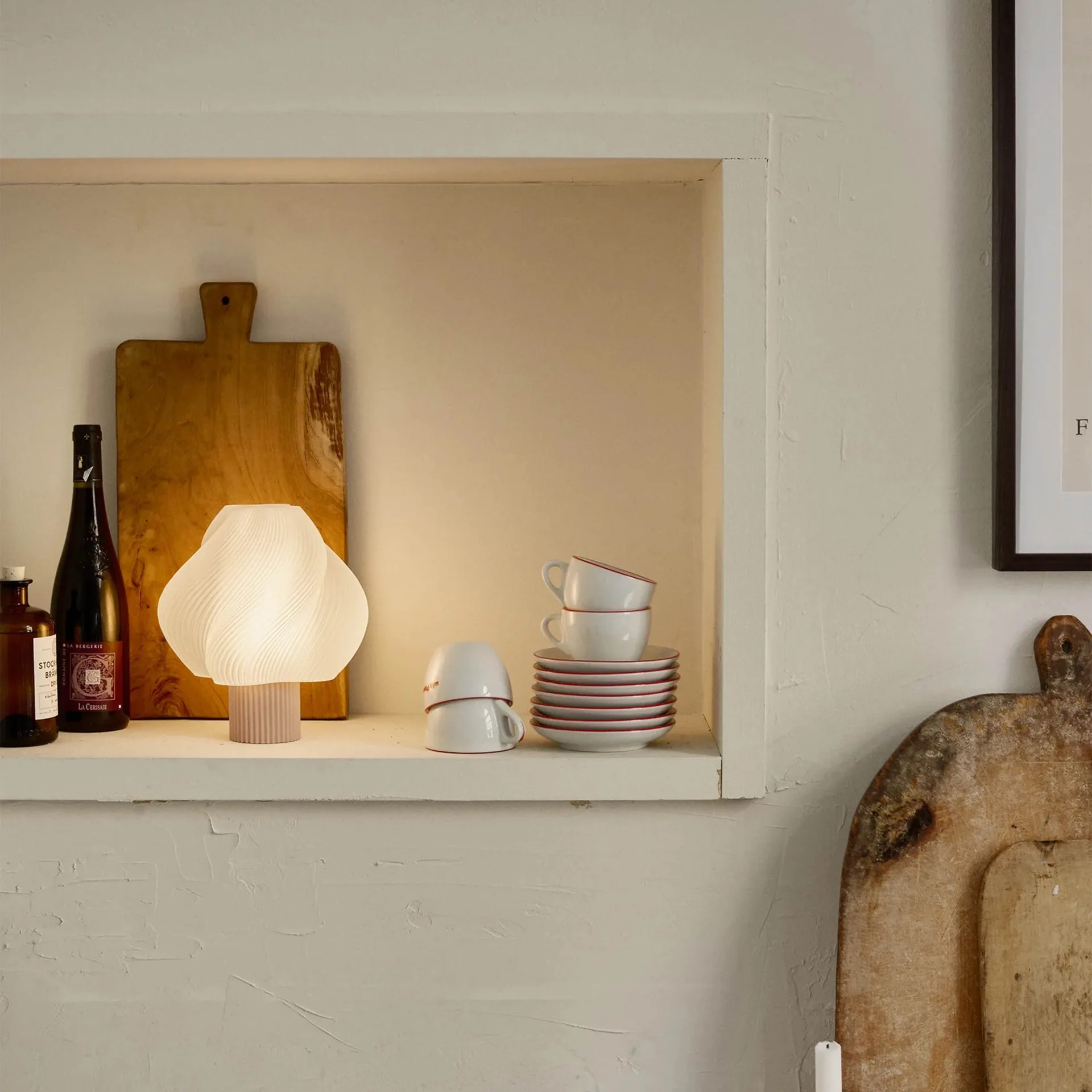 Soft Serve portabel bordlampe, Wild strawberry, 23 cm Crème Atelier